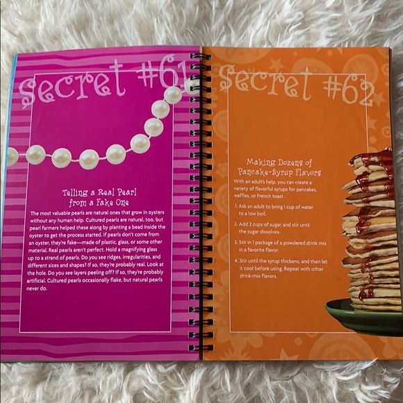 Bundle of American Girl books - Picture 3 of 8